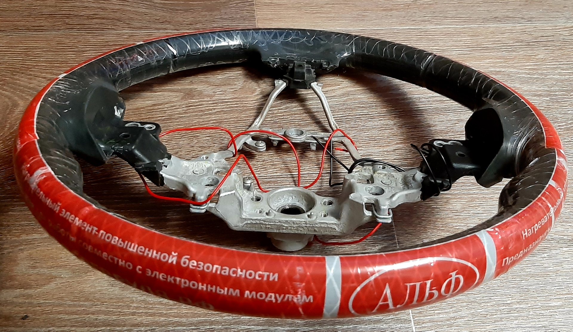 Обогрев руля от компании "Альф" — Toyota RAV4 (II), 2,4 л, 2001 года ...