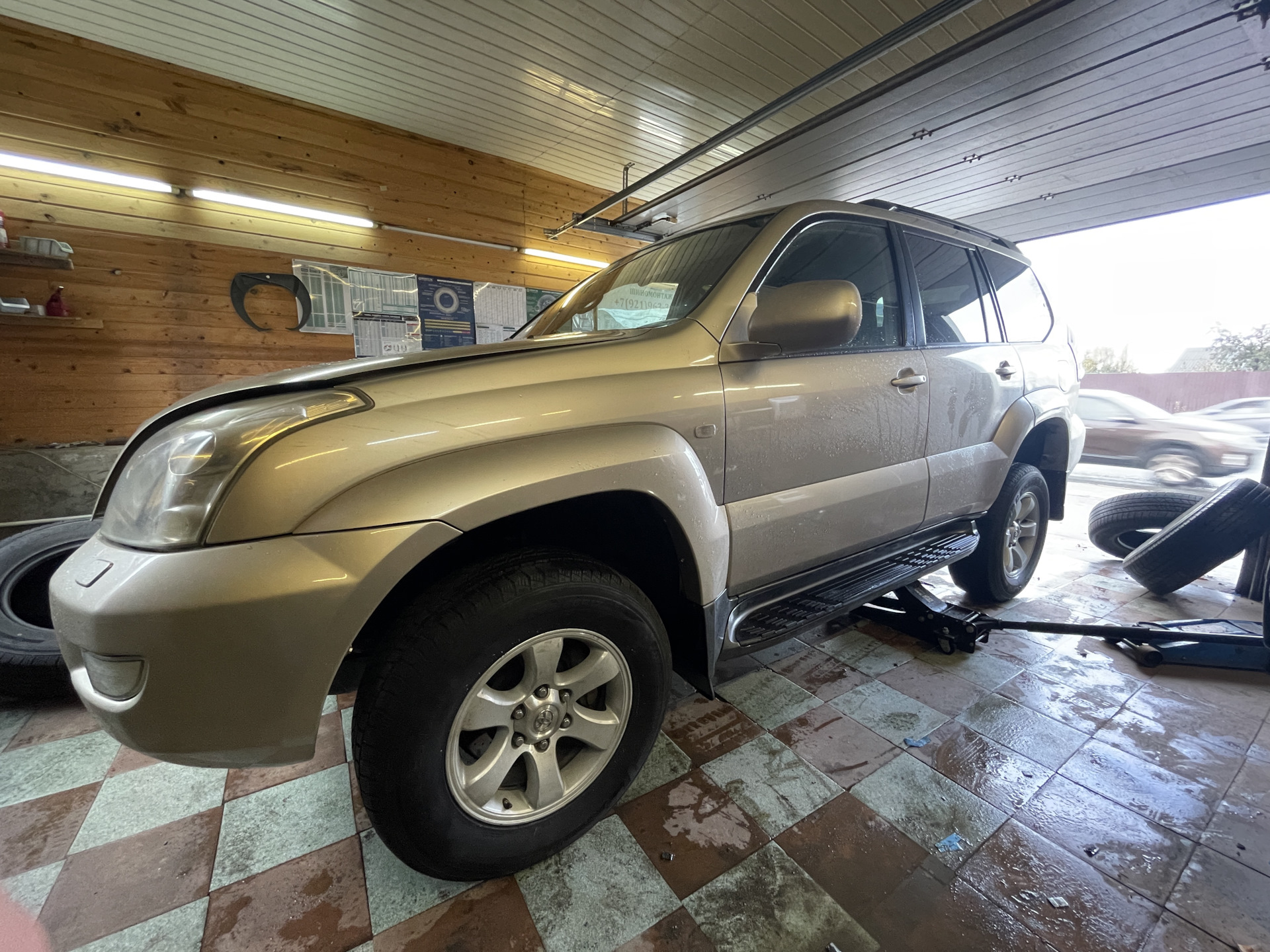 Китайская липучка на зиму — Toyota Land Cruiser Prado 120-series, 4 л ...
