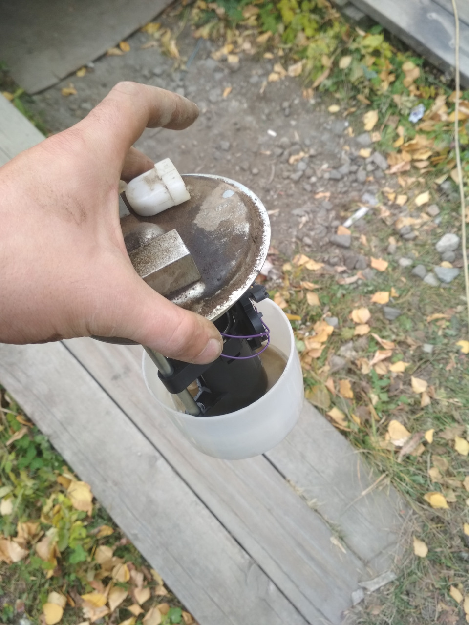 Замена сетки в бензонасосе — Lada 21121, 1,5 л, 2004 года | расходники ...