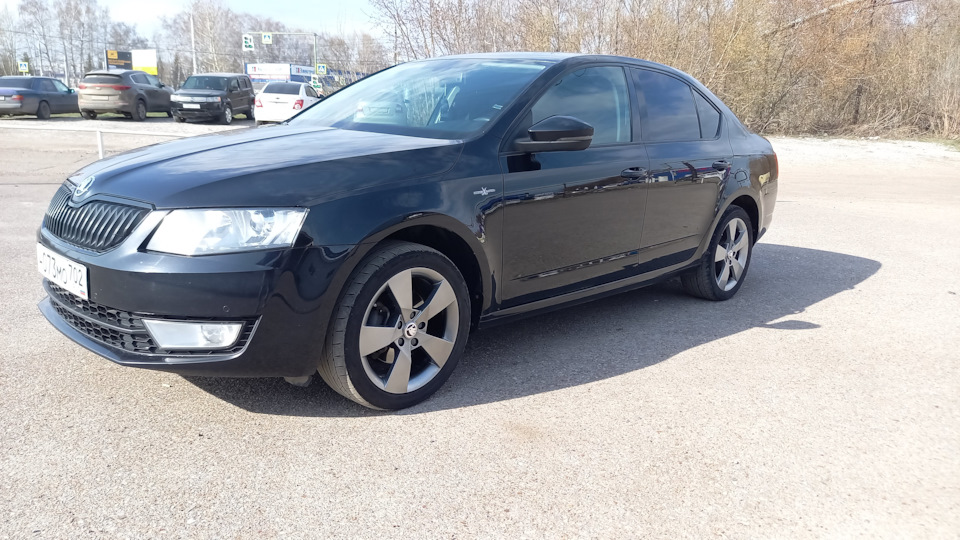 туманки черные хотят сюда, да) — Skoda Octavia A7 Mk3