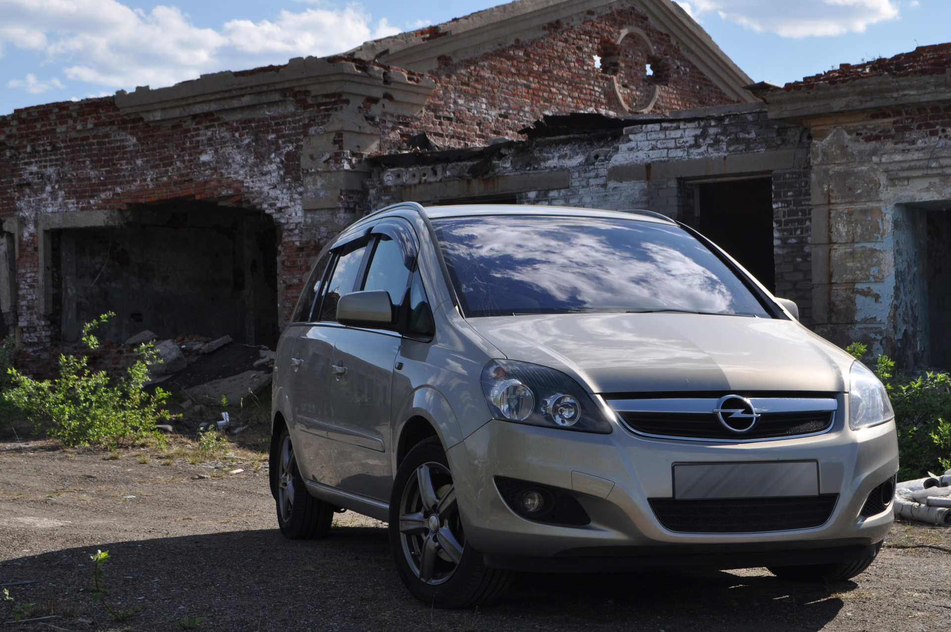 Химия Shine Systems. #Шампуни для ручной и бесконтактной мойки. — Opel  Zafira B, 1,8 л, 2011 года | мойка | DRIVE2