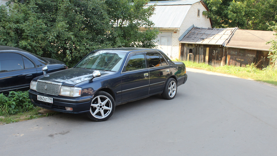 Toyota Crown 151