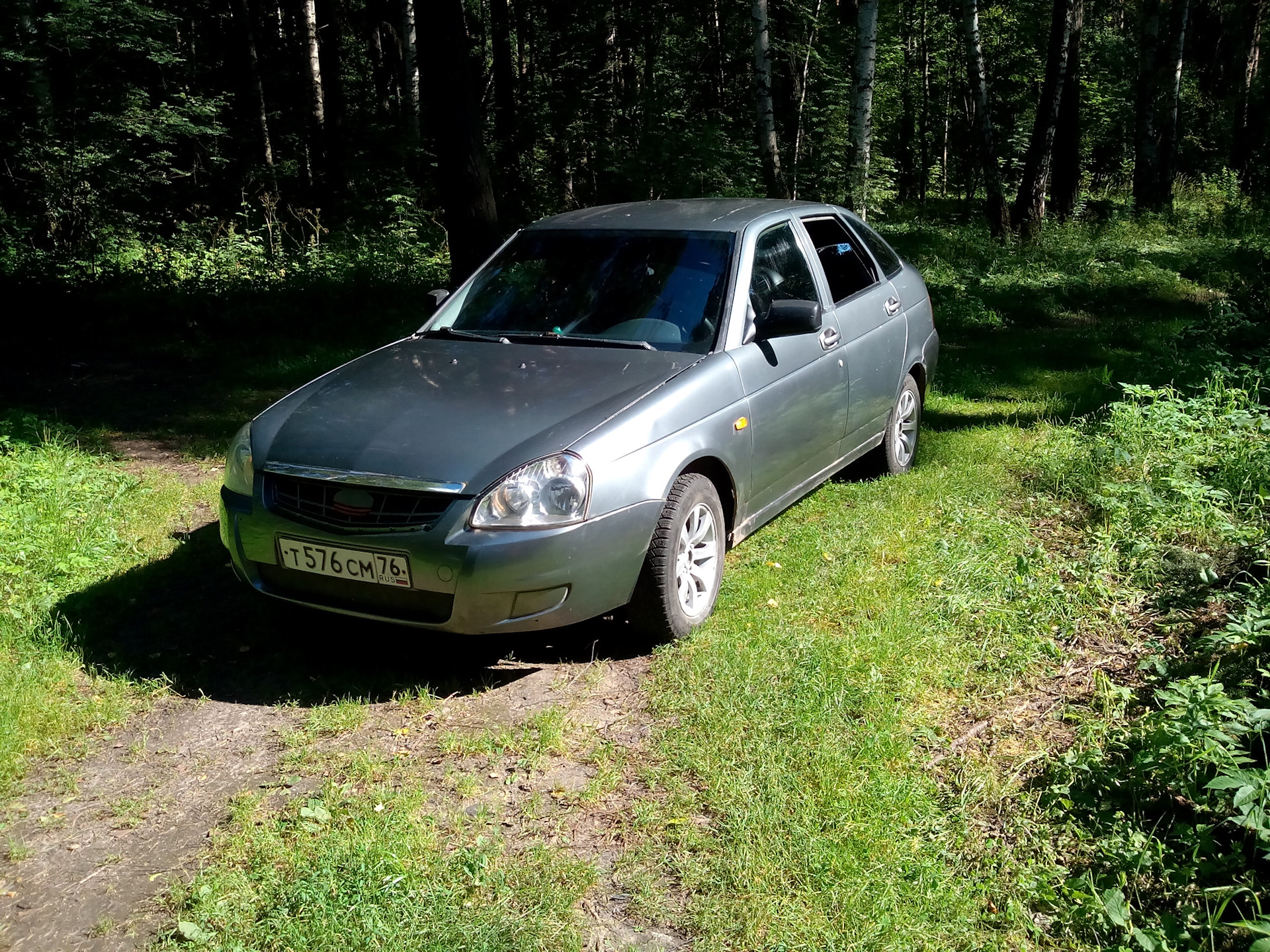 Приора 2011. Lada Priora 2011 хэтчбек. Лада Приора хэтчбек 2011 года. Лада Приора 1 хэтчбек. Лада Приора 1.6.