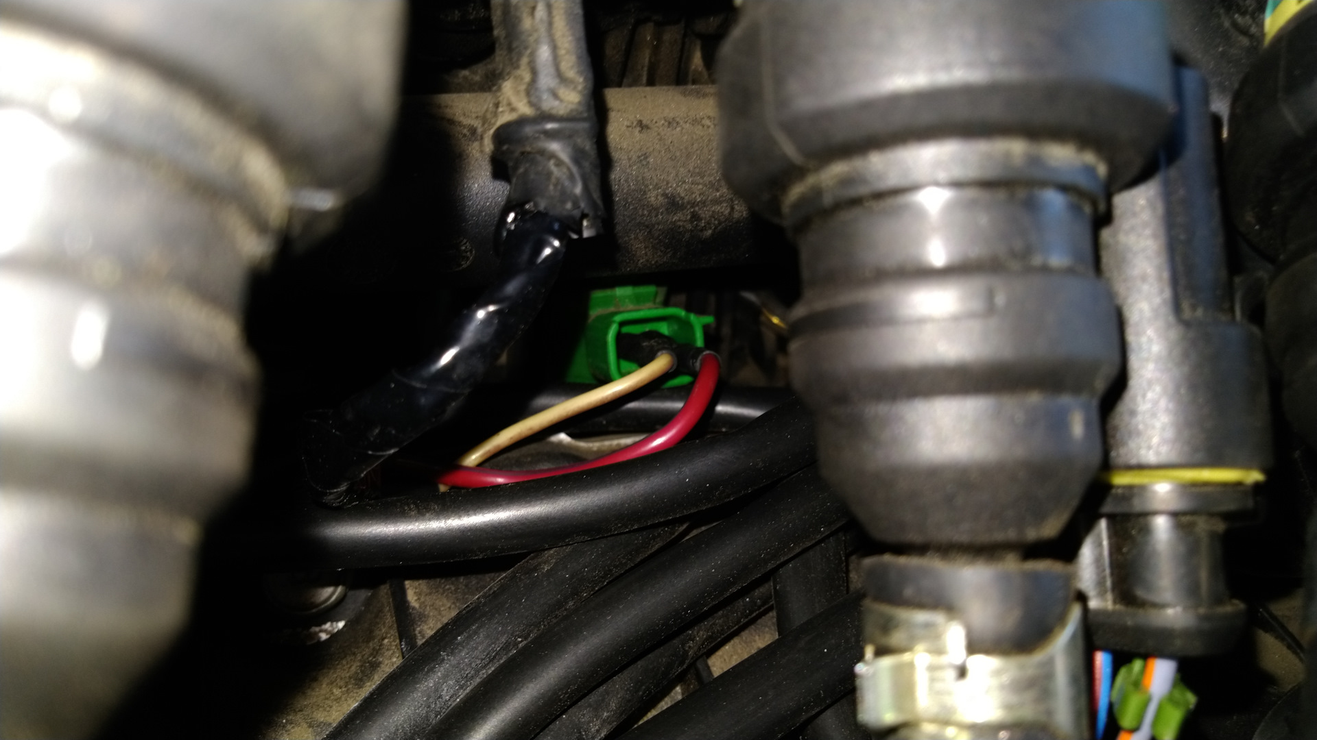 Фишка на бензиновую форсунку — Hyundai Grandeur (HG), 3 л, 2013 года ...