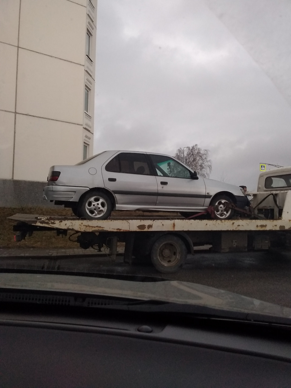 Лёва ушёл на заслуженный отдых, отдал на разбор — Peugeot 306, 1,4 л, 1997  года | продажа машины | DRIVE2