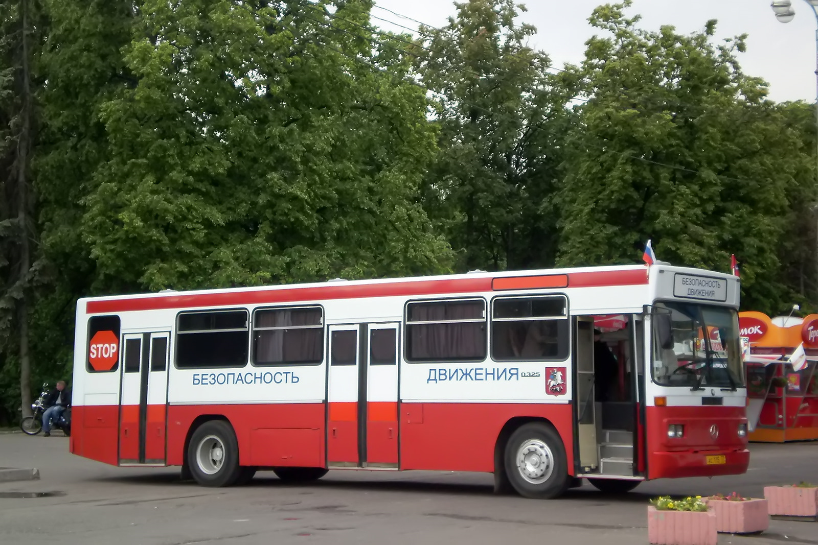 Mercedes Benz o325 кабина