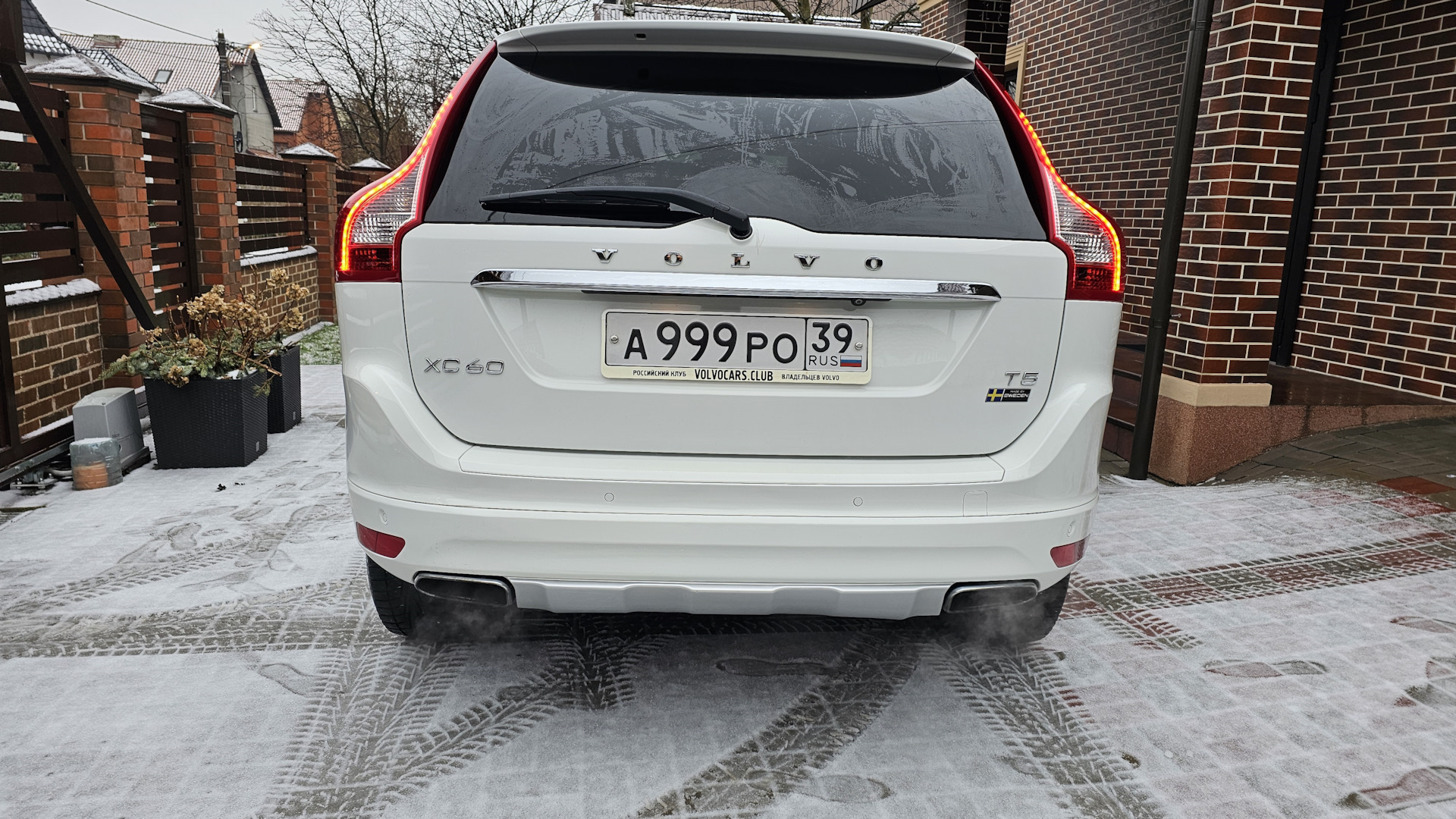 Volvo XC60 (1G) 2.0 бензиновый 2014 | T5 Машина жены на DRIVE2