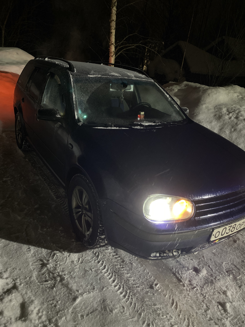 Троит и глохнет на холодную — Volkswagen Golf Mk4, 1,6 л, 2000 года |  поломка | DRIVE2