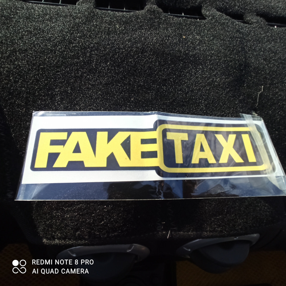 Замена масла и наклейки fake taxi — Lada Ларгус, 1,6 л, 2014 года |  плановое ТО | DRIVE2