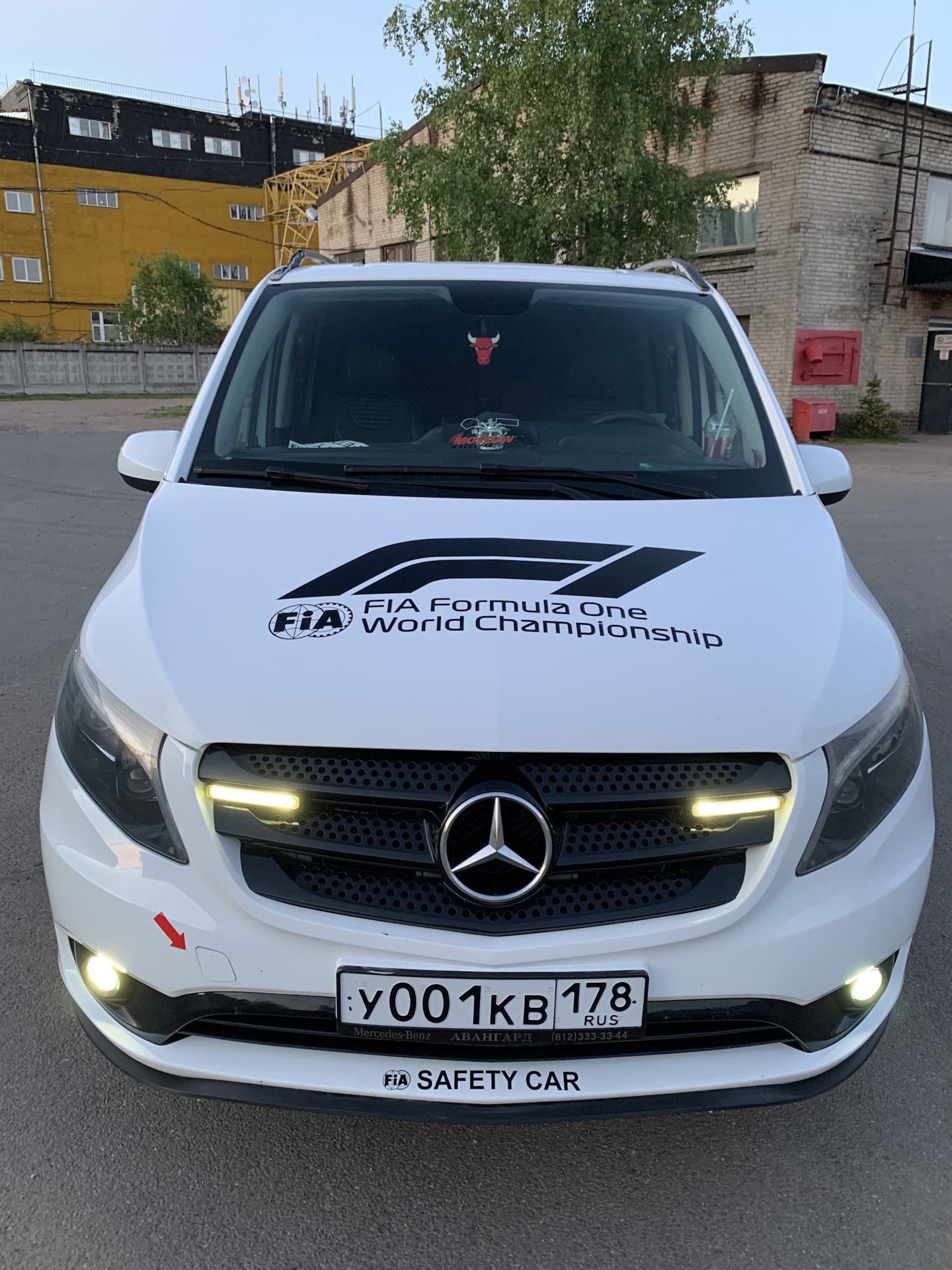 Formula 1 safety car — Mercedes-Benz Vito (3G), 2,2 л, 2015 года | стайлинг  | DRIVE2