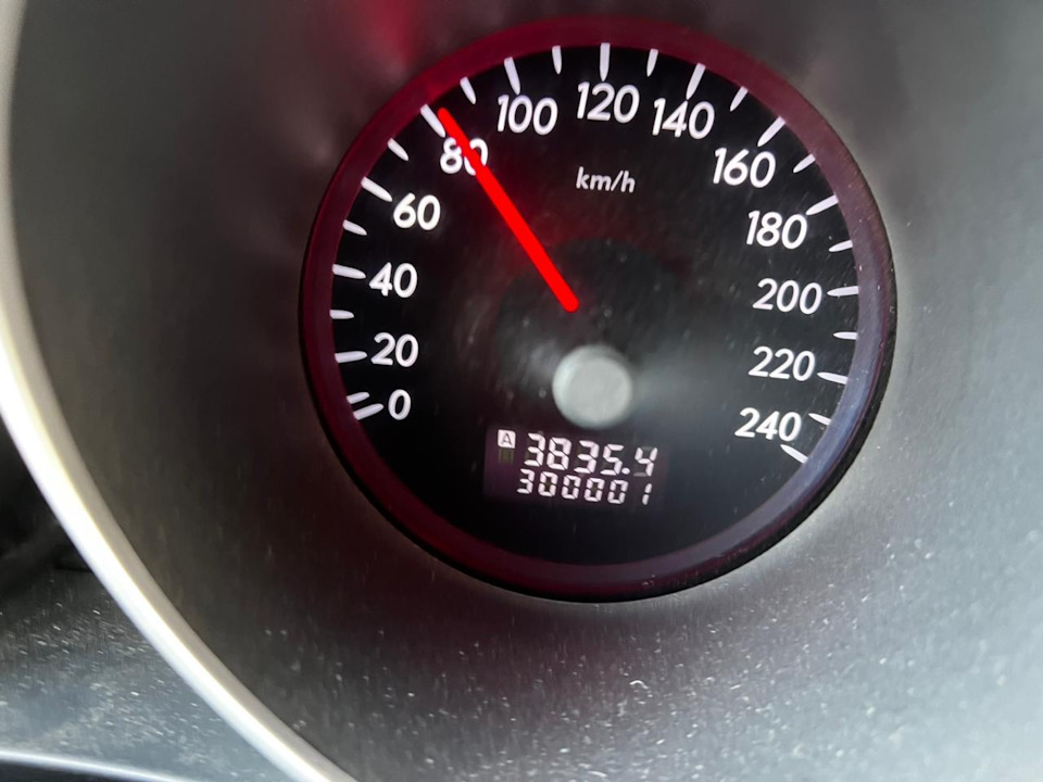 Фото в бортжурнале Subaru Tribeca B9. Запчасти на фото: 04021091