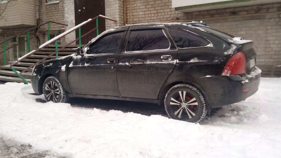 замена порогов, ремонт днища, стаканов и т.д.)) Много-много сварки ...