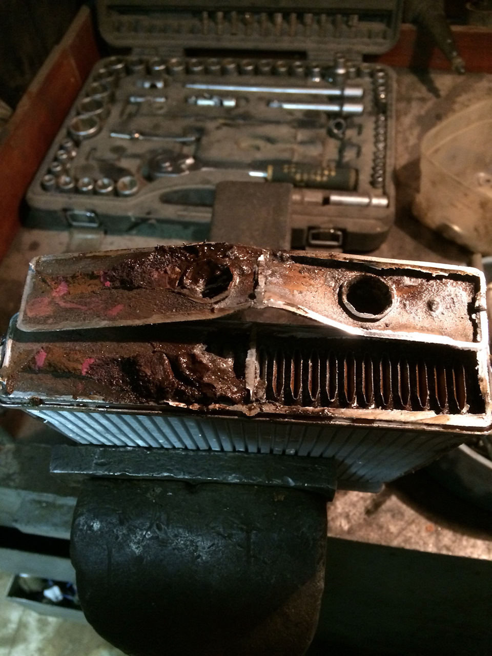 Радиатор отопления VS жидкий герметик — KIA Sportage (1G), 2 л, 2004 ...