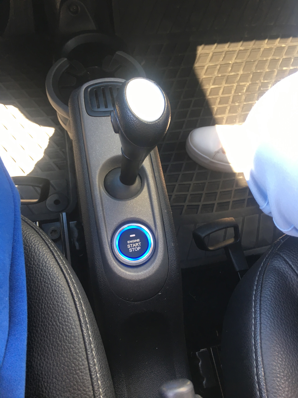 Как разобрать боковое зеркало на W176 мерседес A180. Замена повторитель ...