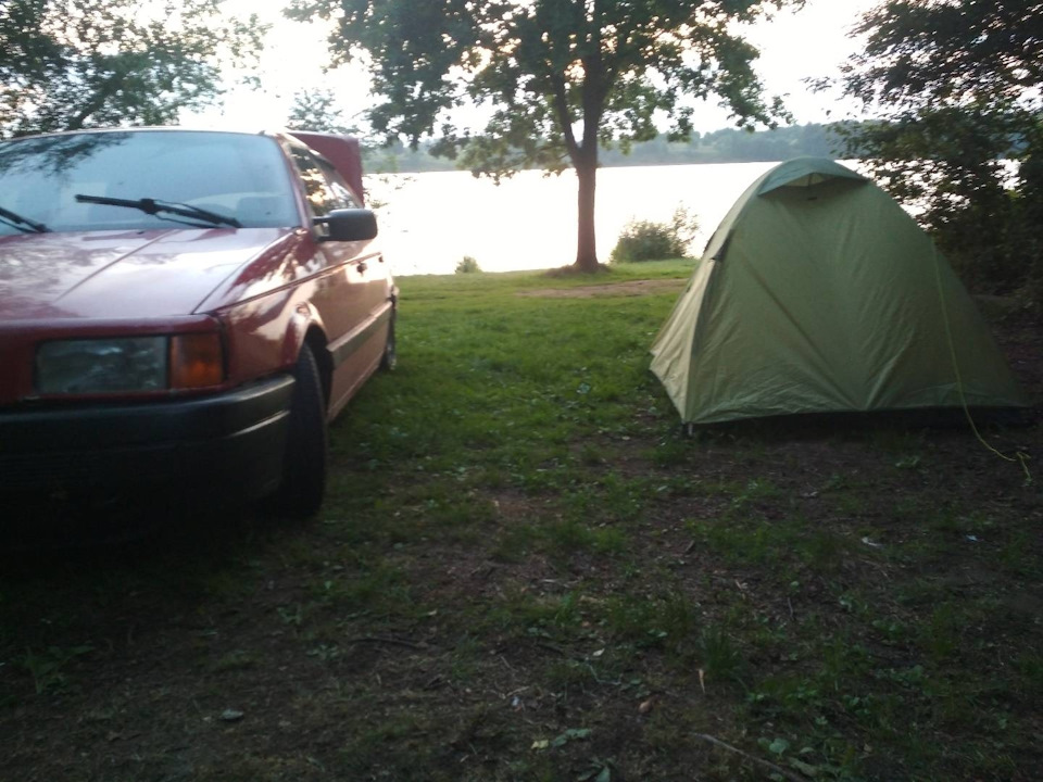 Отдых в палатке — Volkswagen Passat B3, 1,8 л, 1989 года | путешествие ...