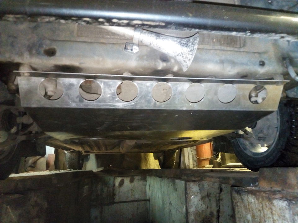 Ремонт и начало покраски порога — Mercedes-Benz 190 (W201), 2 л, 1991 ...