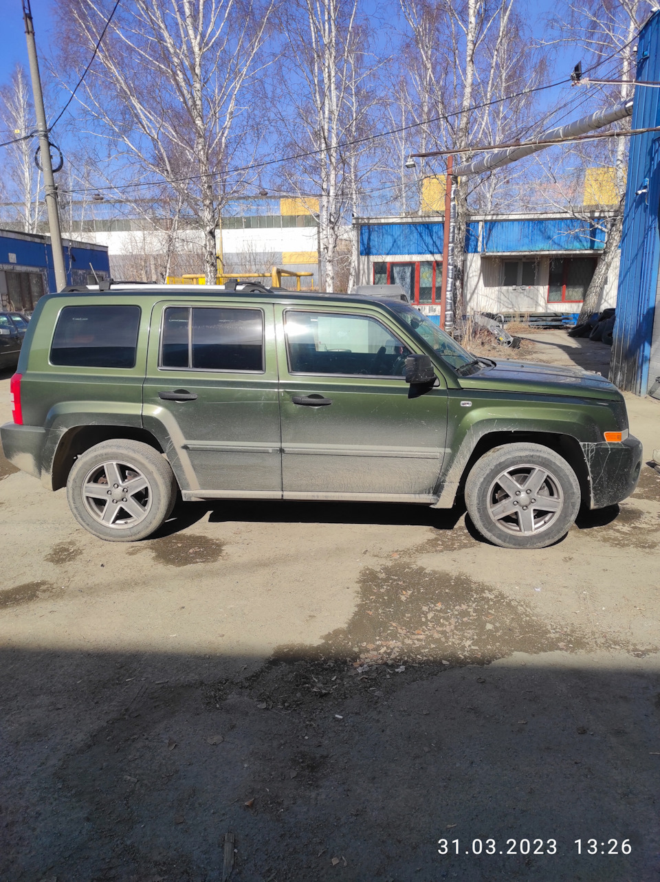 В воздухе переобулся — Jeep Liberty, 2,4 л, 2008 года | шины | DRIVE2