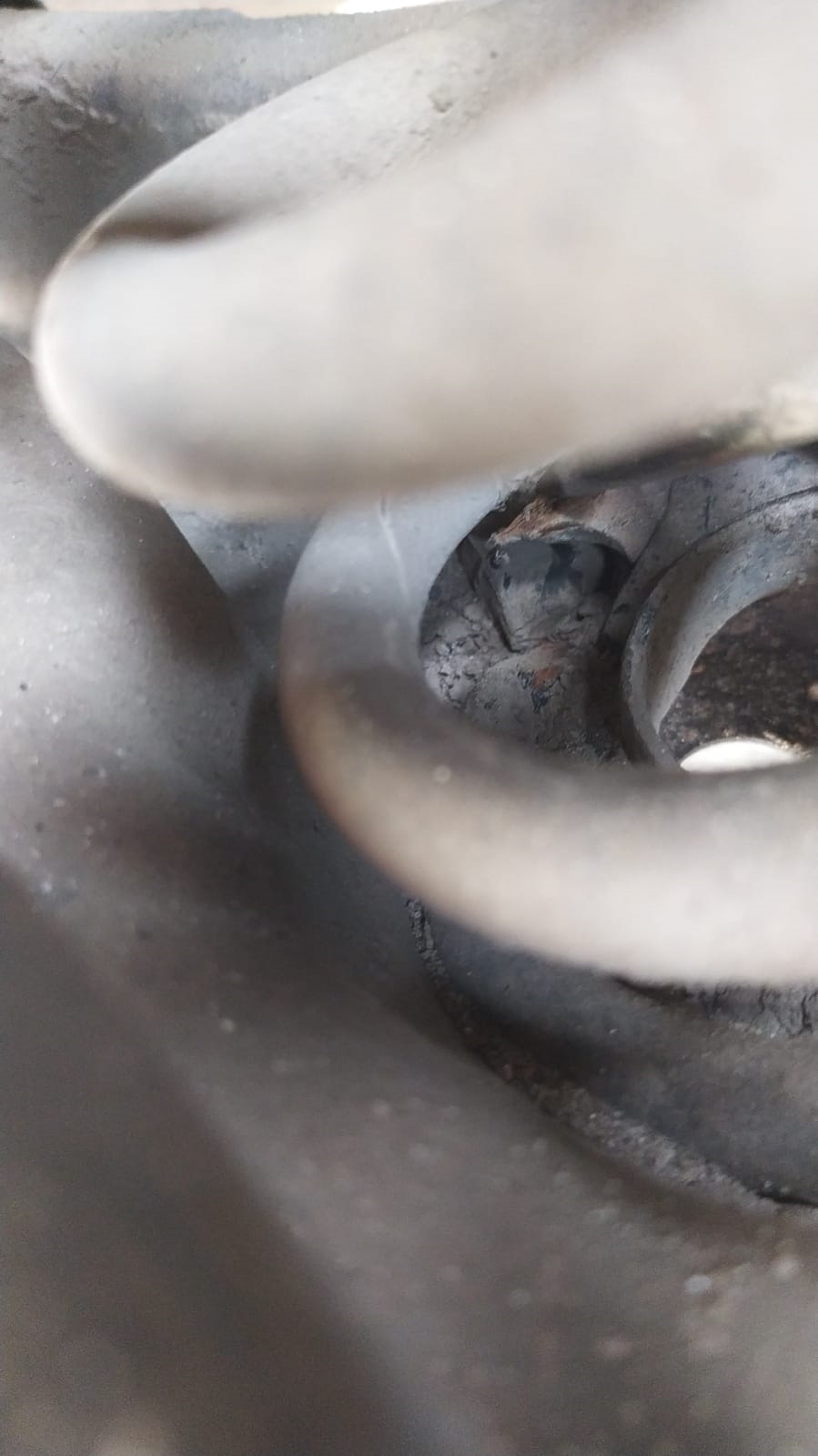 Меняем Тормоза, клапан КВГ, задние пружины, фильтра и масло — BMW 1 ...