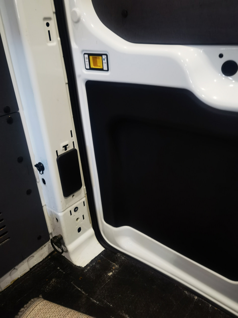 Фото в бортжурнале Ford Transit (8G)