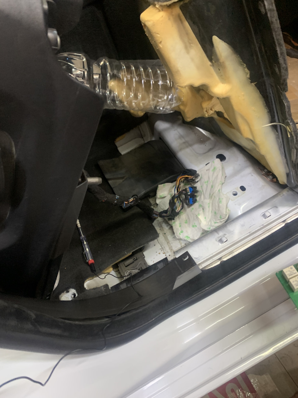 Не работал подогрев и вентиляция сидений — Jaguar XF (1G), 3 л, 2012 ...