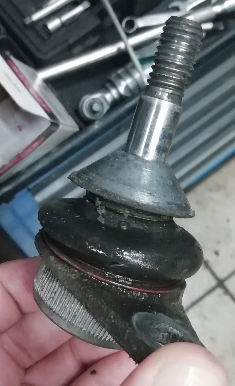 Стук, хруст и скрип в подвеске. Часть 1. — Volvo XC70 II, 2,5 л, 2005 ...