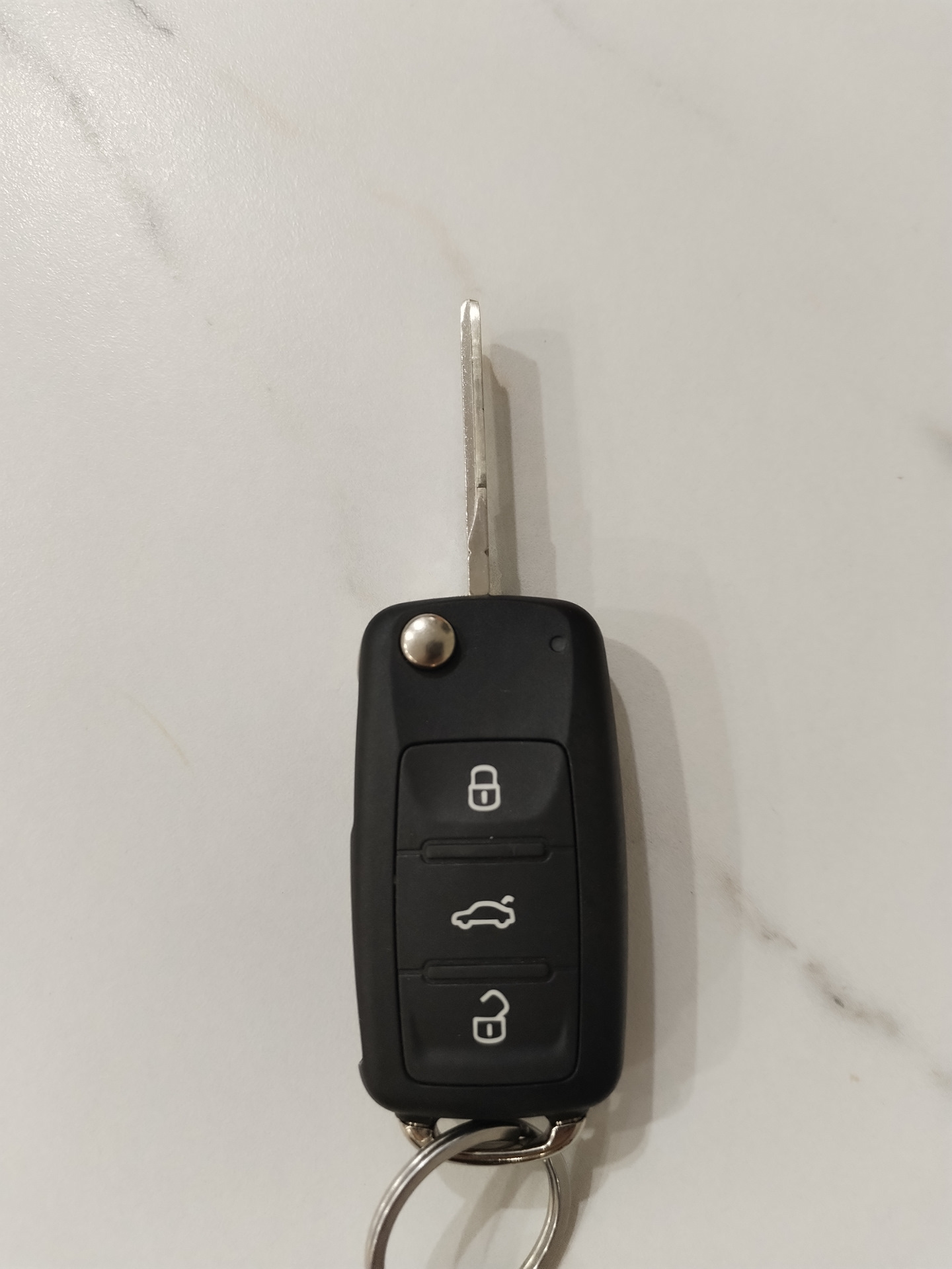 Замена корпуса ключа Шкода — Skoda Yeti, 2 л, 2013 года | аксессуары ...