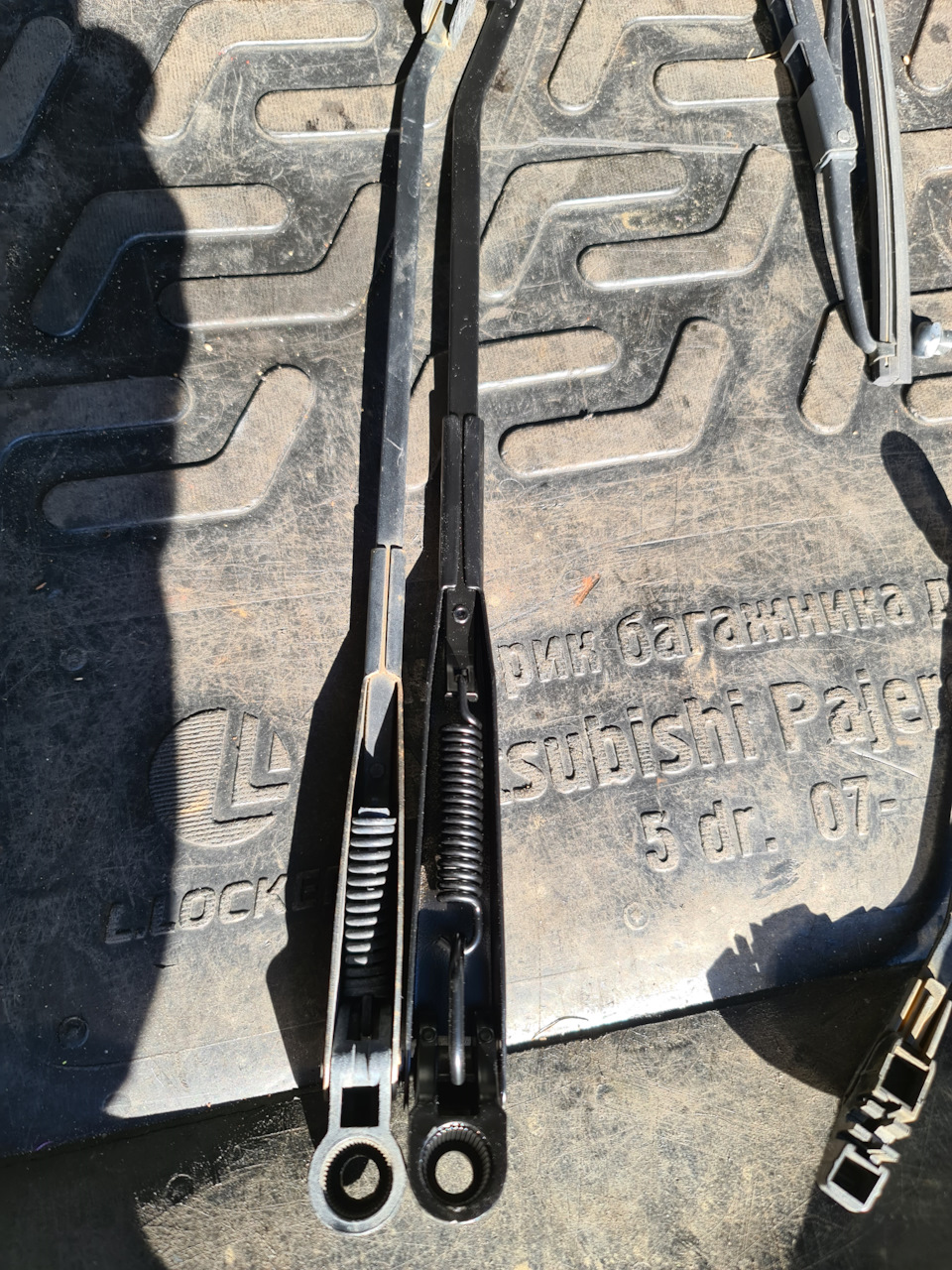 Новый и старый поводок — Lada 4x4 3D