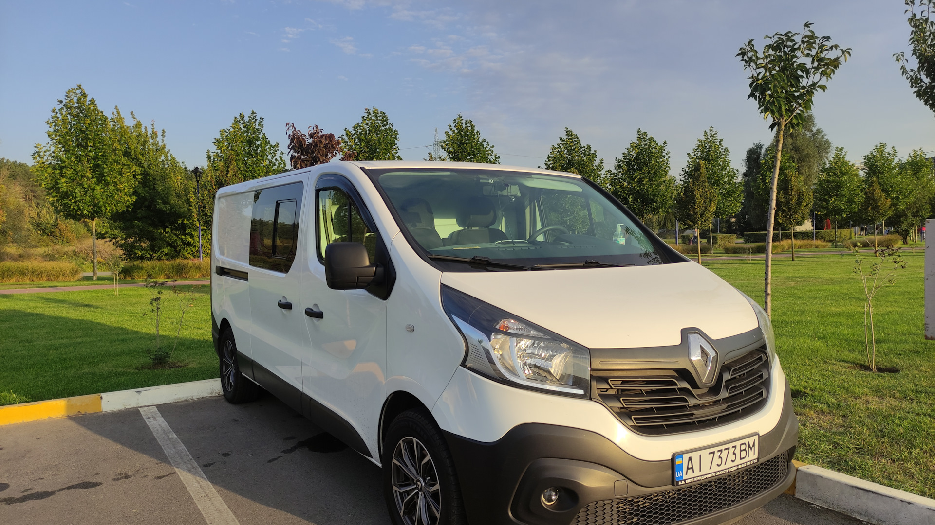 Купить Renault Trafic Б У