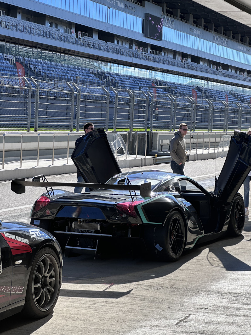 Sochi Autodrom. Знакомство и первый заезд. BMW M4 GTS F82. — DRIVE2