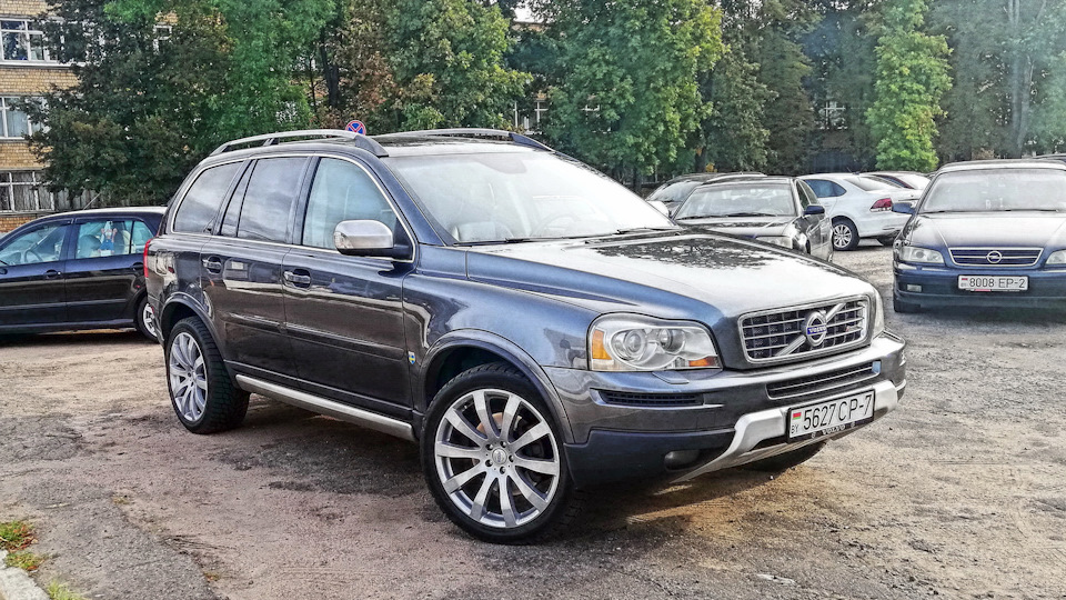 volvo xc90 2 4d r design drive2