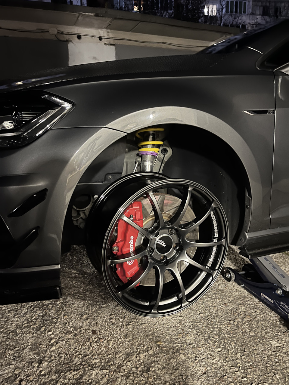 Photo from the logbook Volkswagen Golf R Mk7