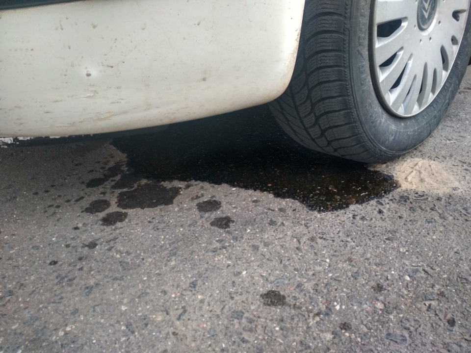 Трубка гидроусилителя руля — Citroen Xantia, 2 л, 2000 года | поломка ...