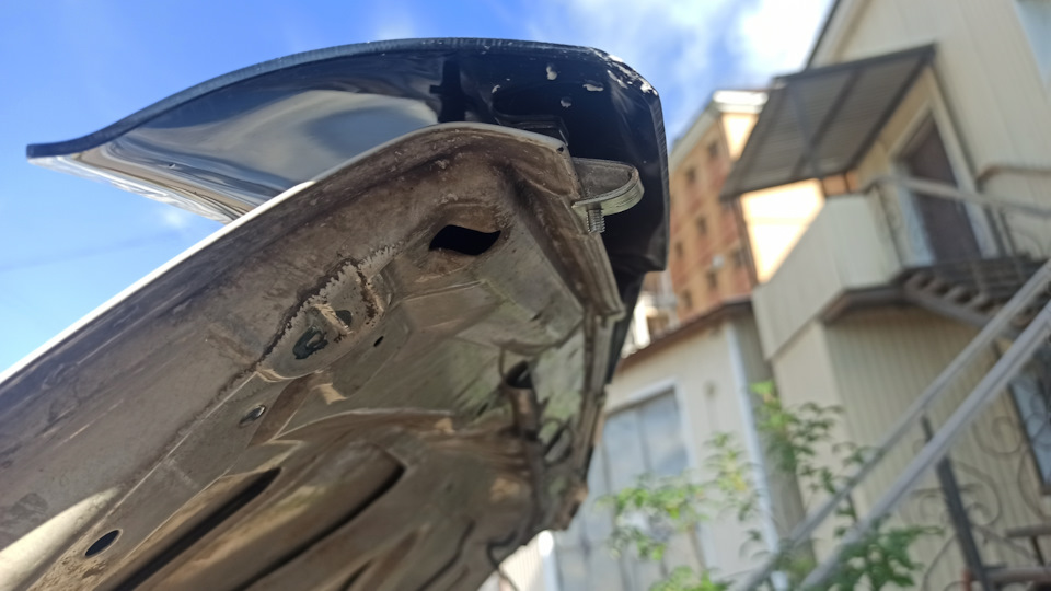 Крепление за воздух — Mazda Proceed Marvie