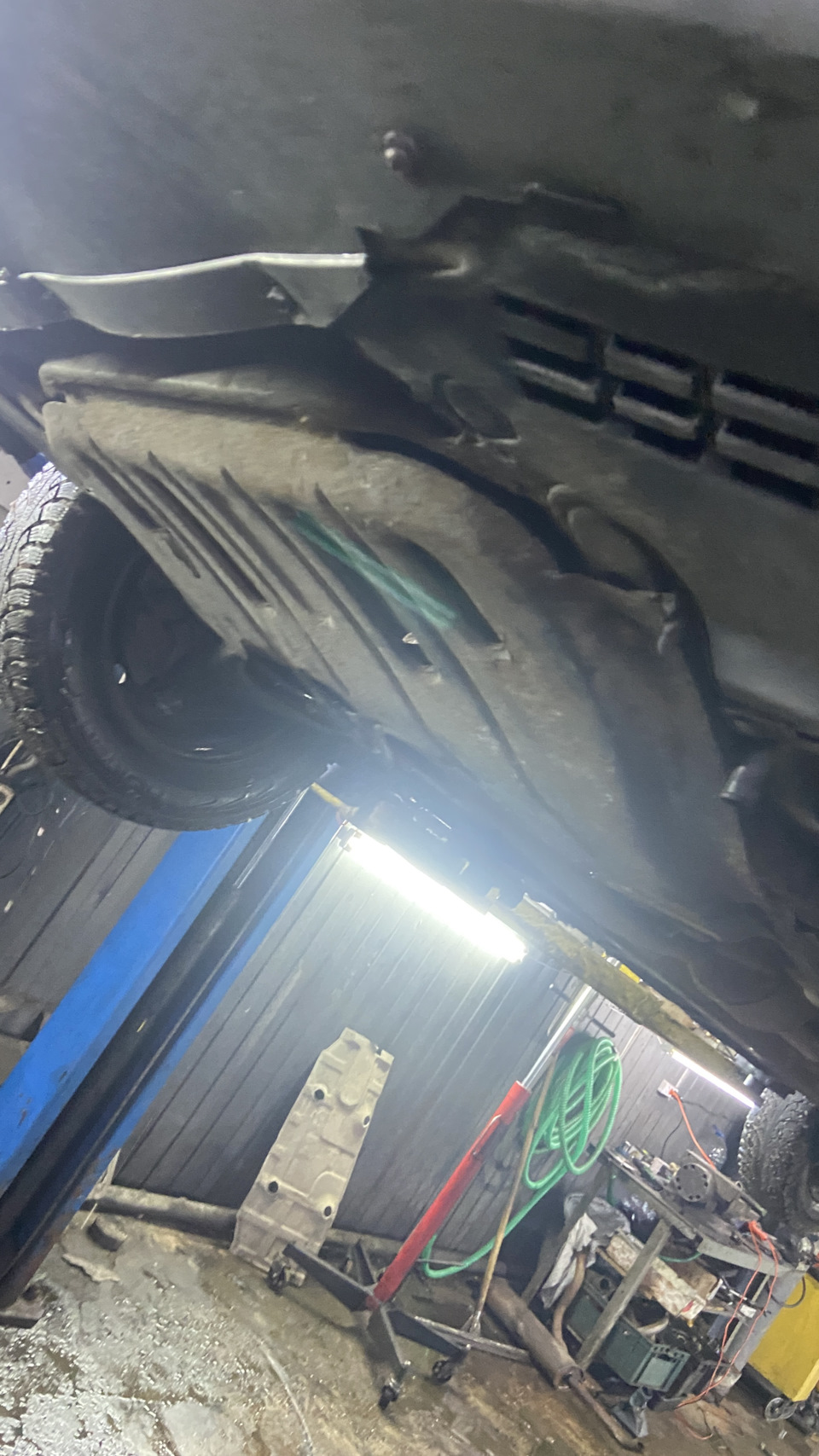 салонный фильтр рено логан 1. фильтр печки рено логан 1. как менять фильтры на логан. салонный фильтр рено сандеро 1. топливный фильтр рено логан 2006.