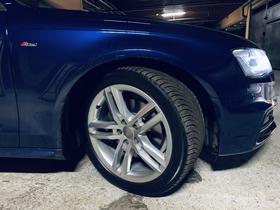 Фото в бортжурнале Audi A4 (B8)