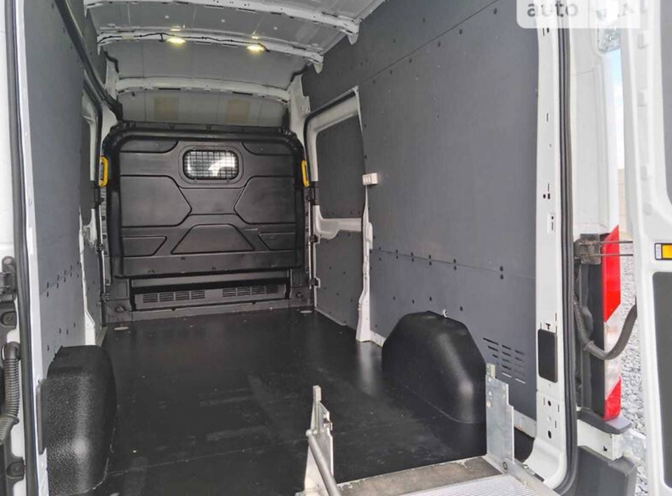 Фото в бортжурнале Ford Transit (8G)