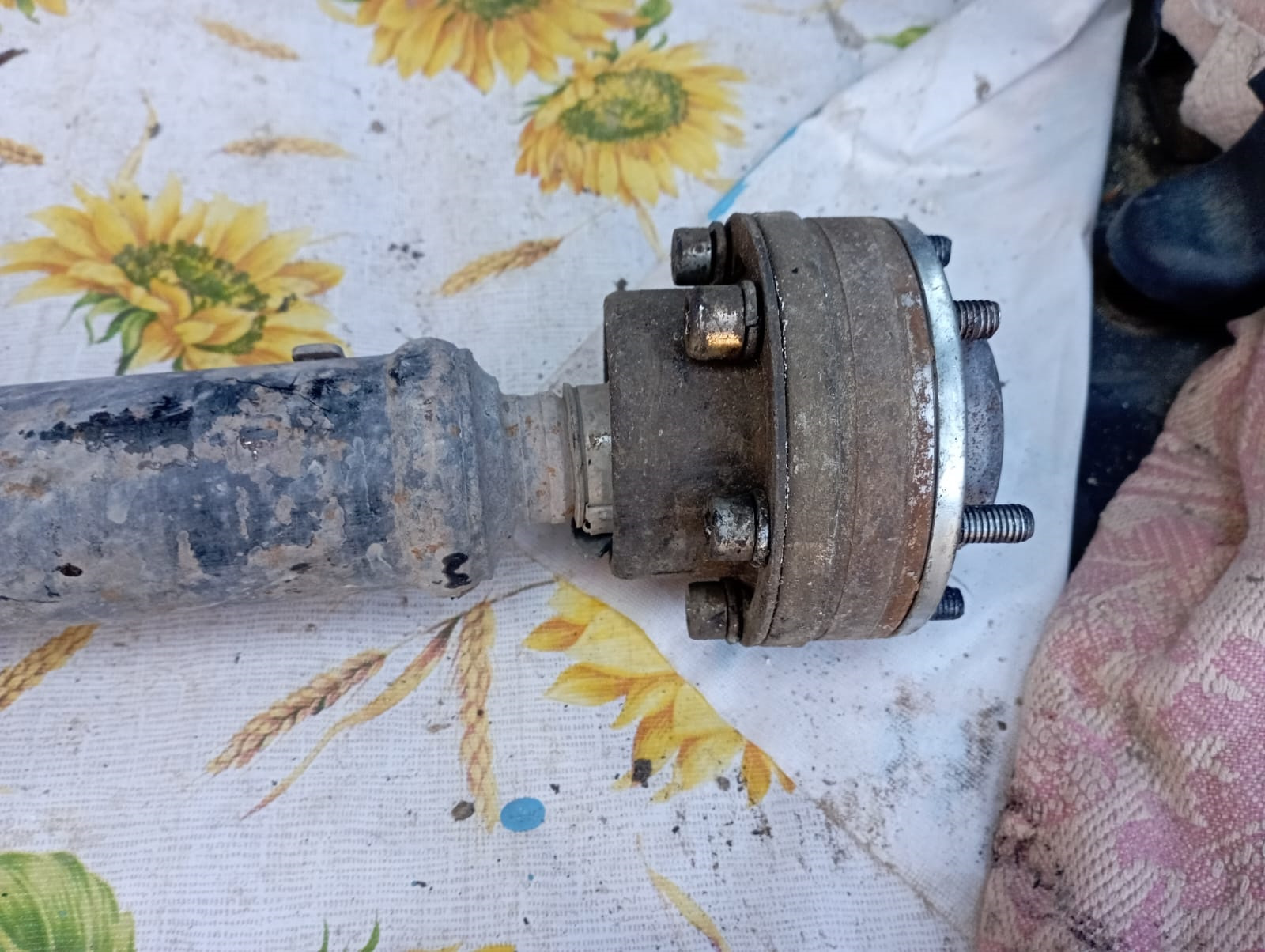 Шрус переднего кардана — Hyundai Terracan, 2,5 л, 2001 года | визит на ...