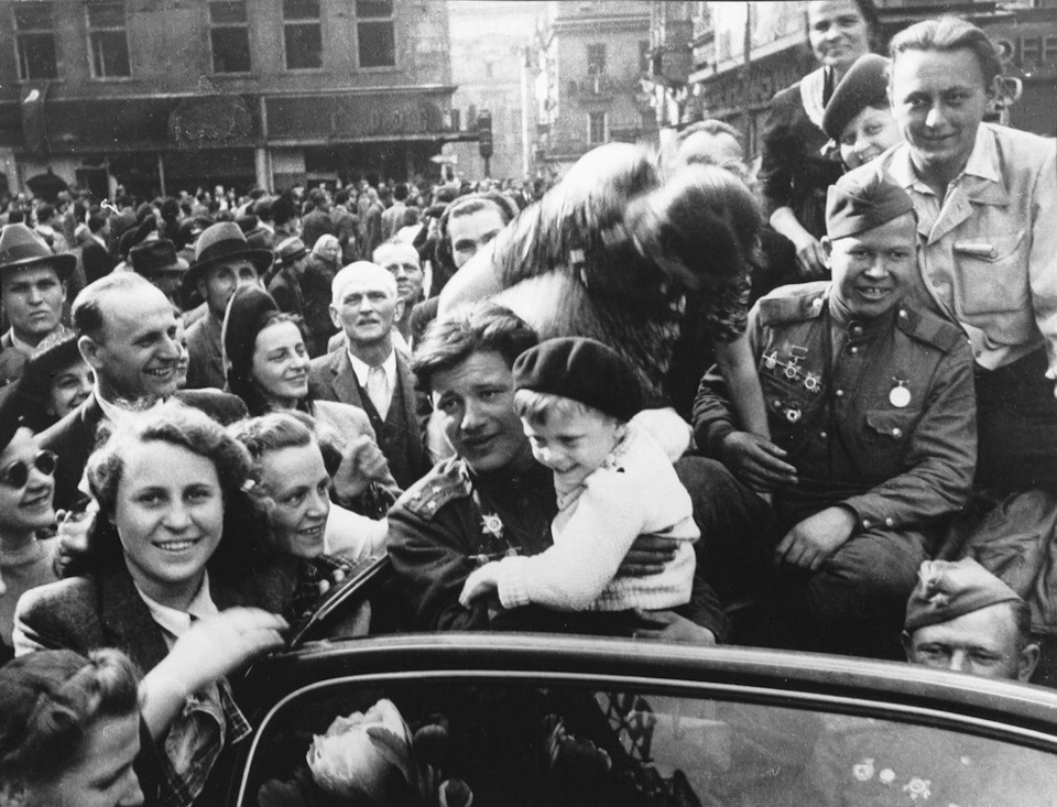 Фото день победы 9 мая 1945 года картинки