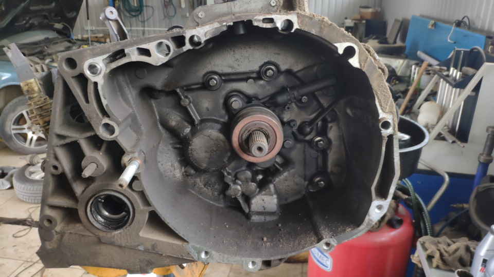 Замена сцепления на ларгусе — DRIVE2