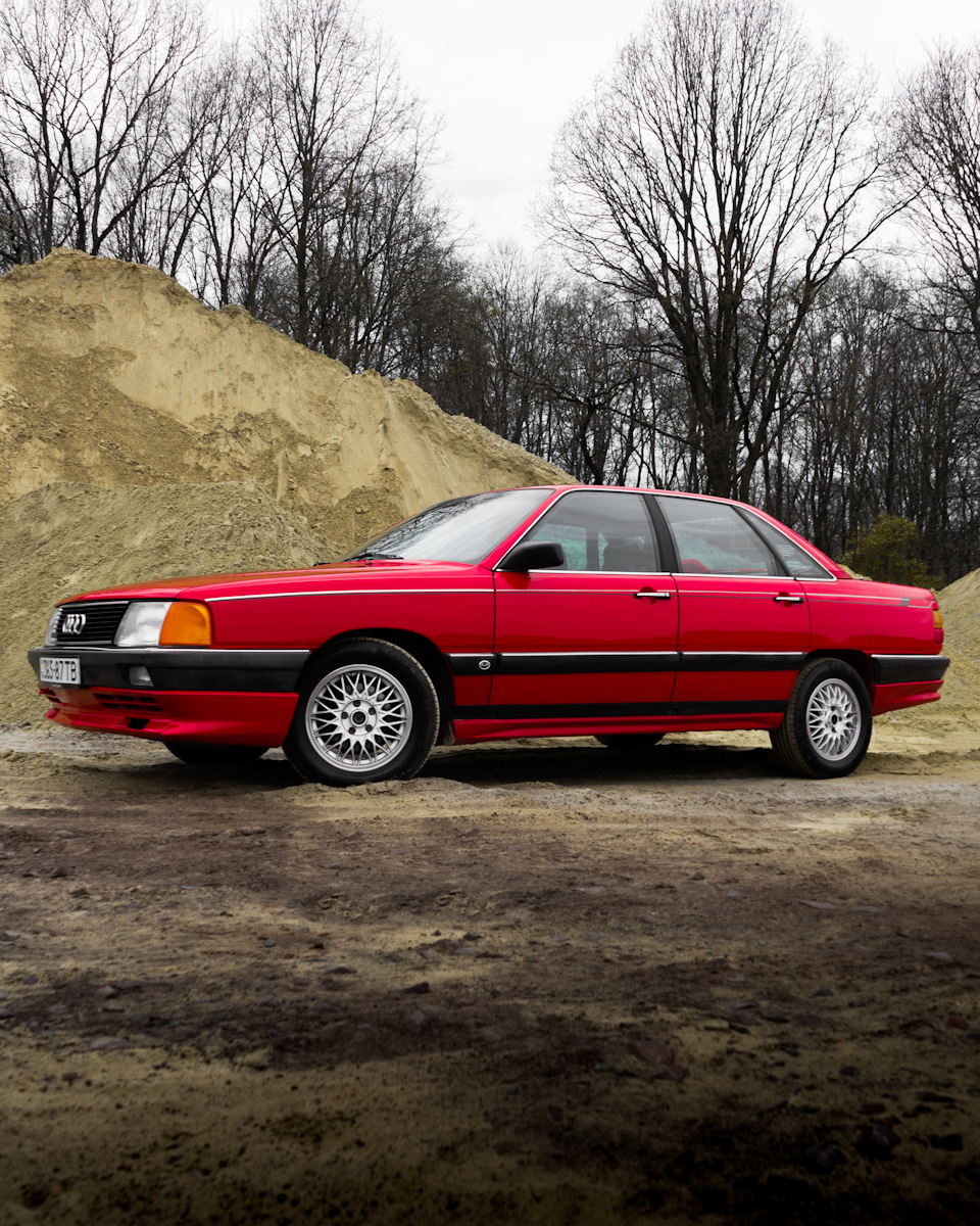 Машина времени или «только что из салона» — Audi 100 (C3), 2,2 л, 1986 года  | фотография | DRIVE2