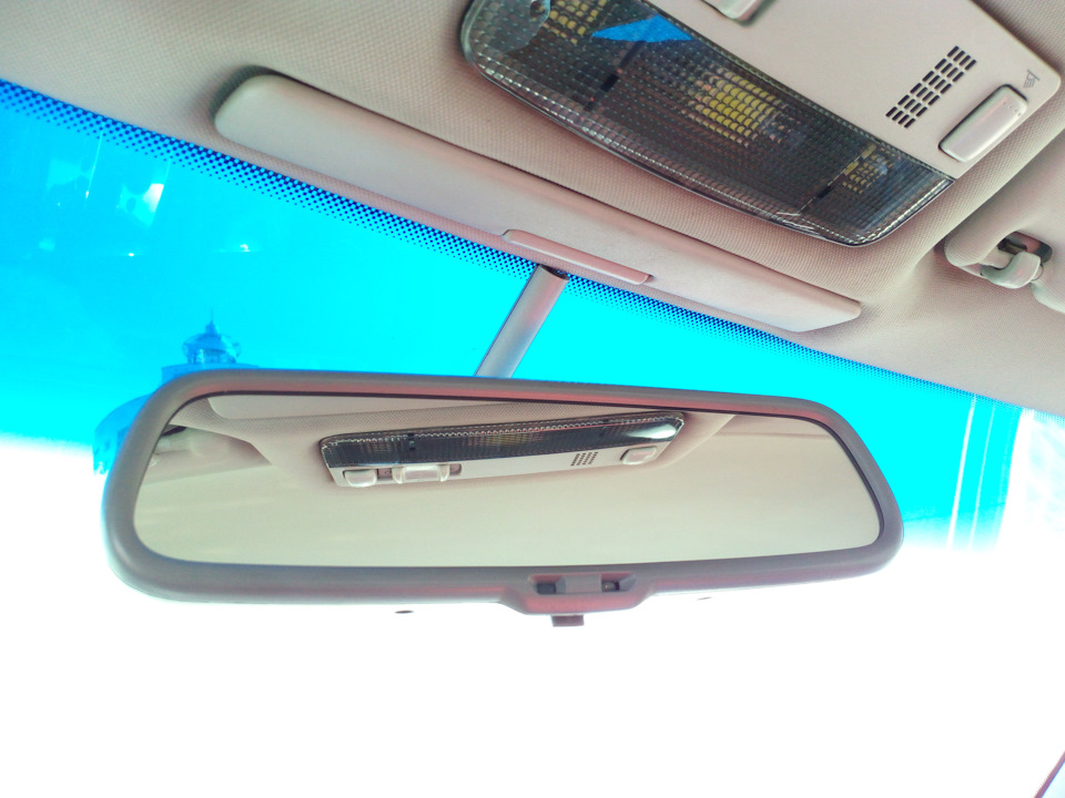 Салонное зеркало с Ambient подсветкой и автозатемнением — Volkswagen ...