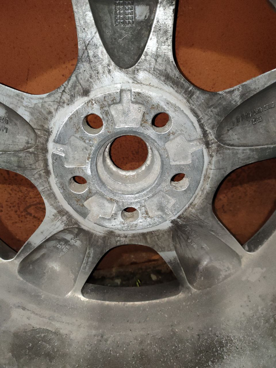 61 О смазке поверхности прилегания дисков к ступице — Land Rover Range ...