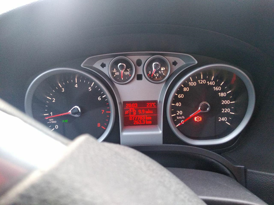 СТО (замена сцепления, выжимного) — Ford Focus Hatchback II, 1,6 л ...