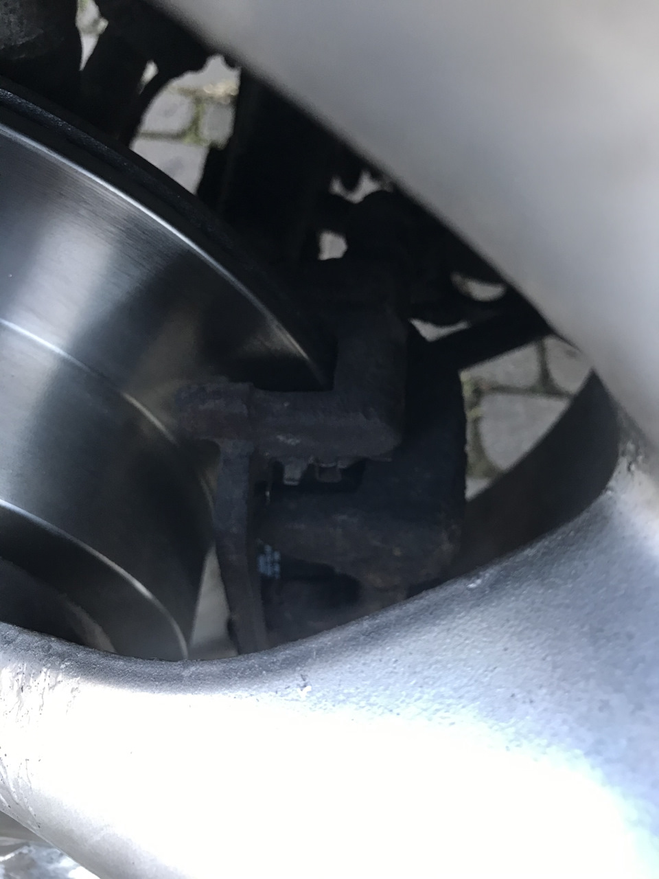 Пропали тормоза. — Infiniti FX (1G), 3,5 л., 2006 года | поломка | DRIVE2