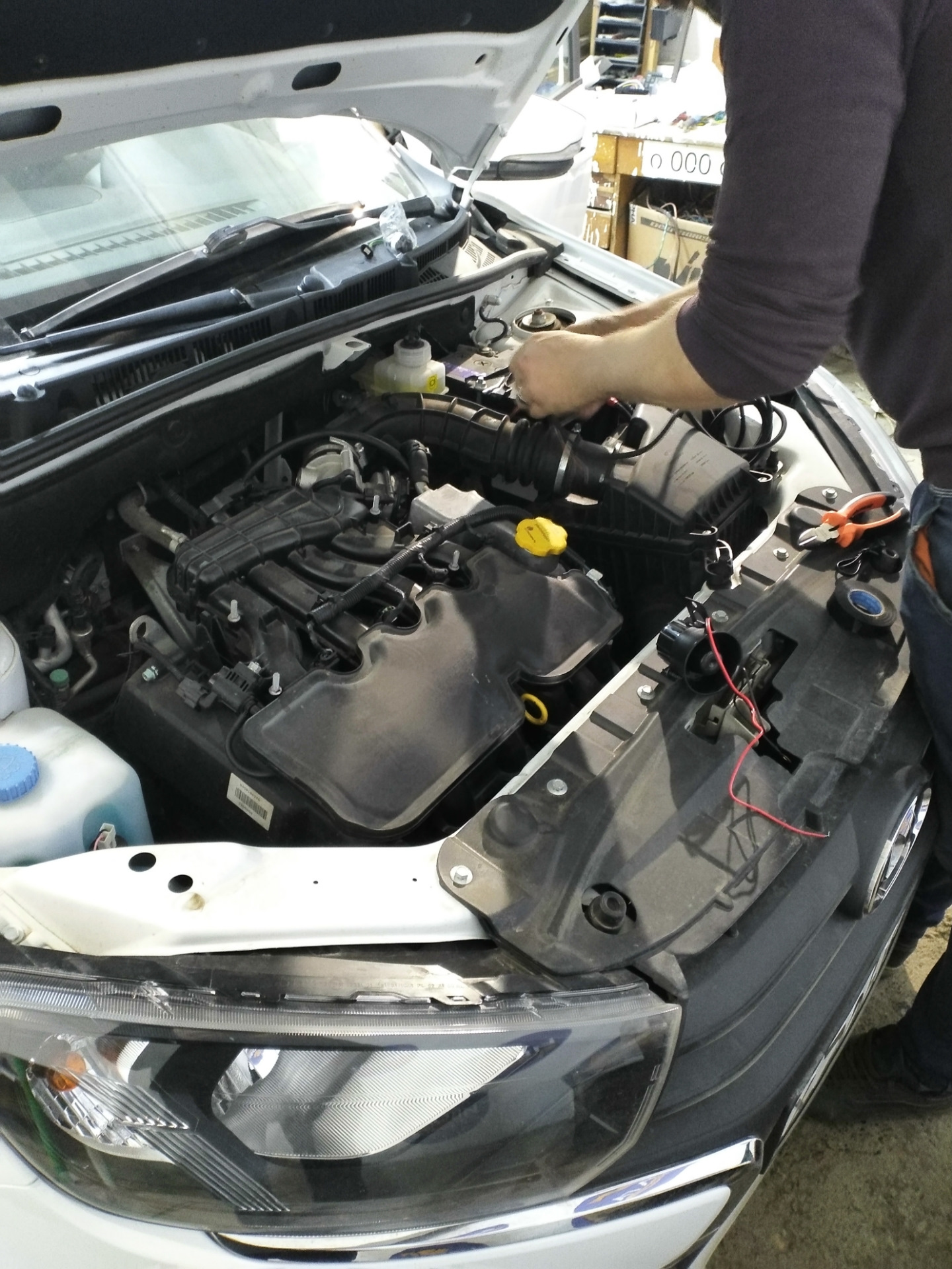 Установка сигнализации — Lada Гранта (2G) FL, 1,6 л, 2018 года ...