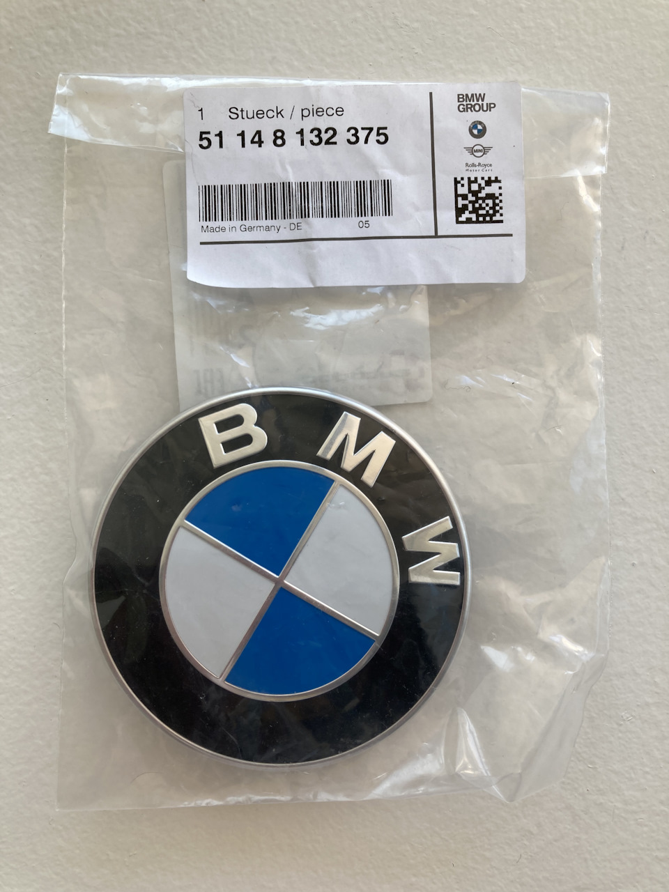 Значки оригинал купить. Оригинальный значок BMW. Значок БМВ 3. BMW e46 значок. Значок BMW 2023.