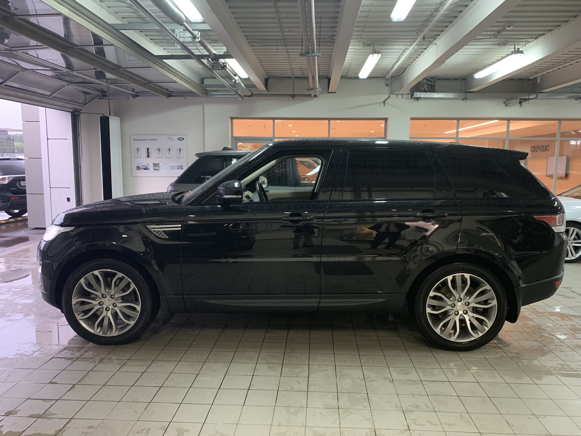 6. Гарантия. Замена передних стоек. — Land Rover Range Rover Sport (2G), 3  л, 2014 года | визит на сервис | DRIVE2