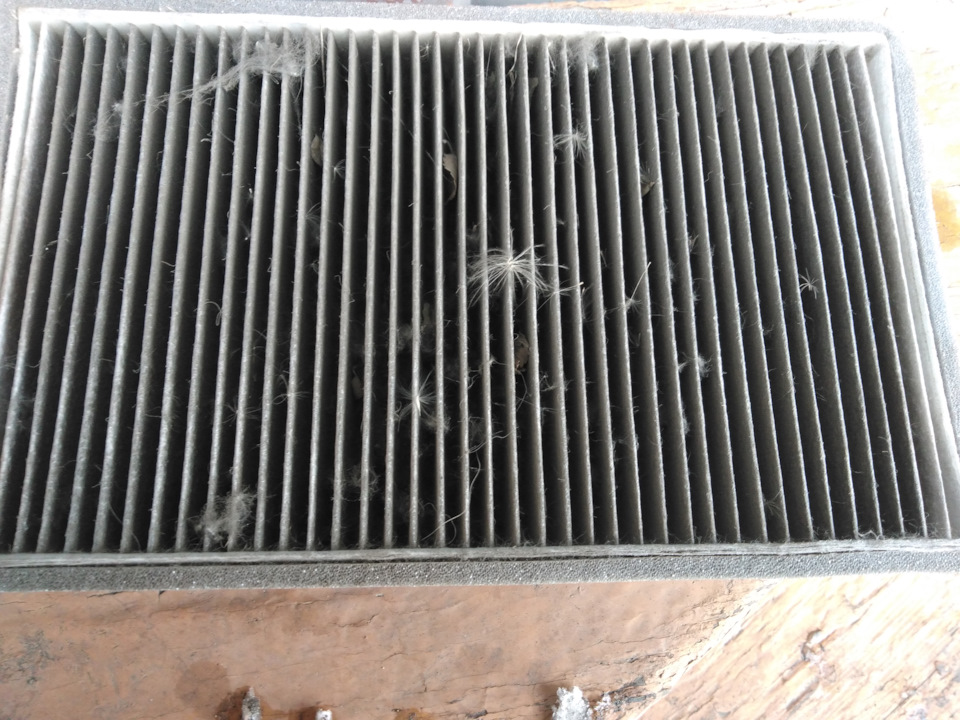 Салонный фильтр. — Lada Гранта (2G) FL, 1,6 л, 2020 года | наблюдение ...