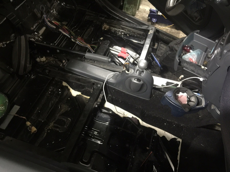 Как убрать влагу из подковров smart 450 — Smart fortwo (1G), 0,6 л ...