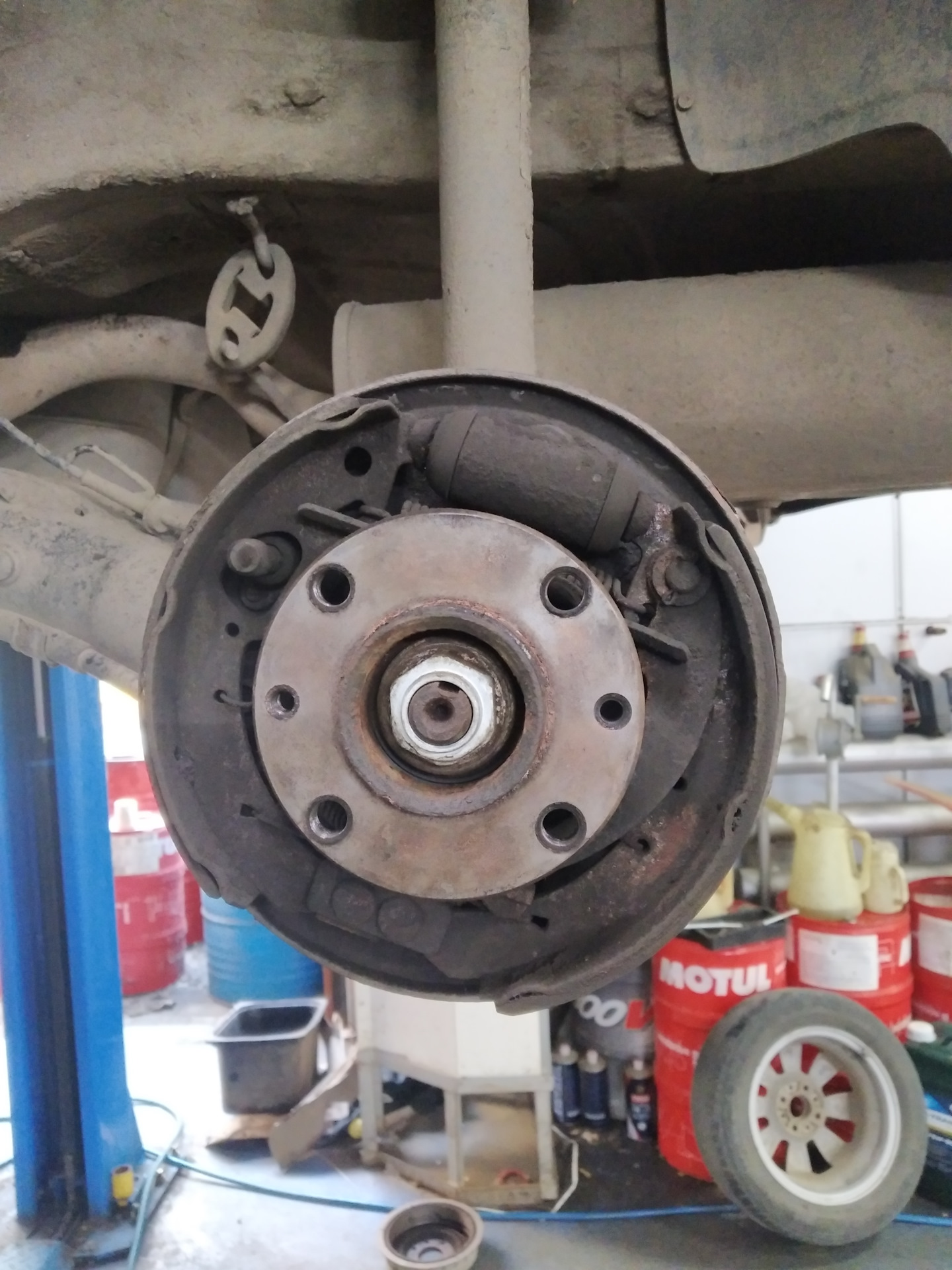 Ремонт тормозов, замена передних дисков, задних барбанов, цилиндров ...